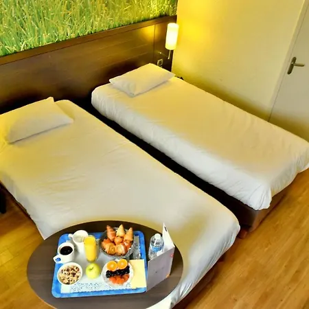 Design Chambery - Hotel 2*